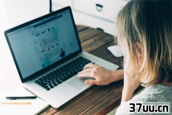 怎么控制别人的电脑